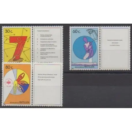 Bon Marché Antilles néerlandaises - 1989 - No 856/858 - Santé ou Croix-Rouge
